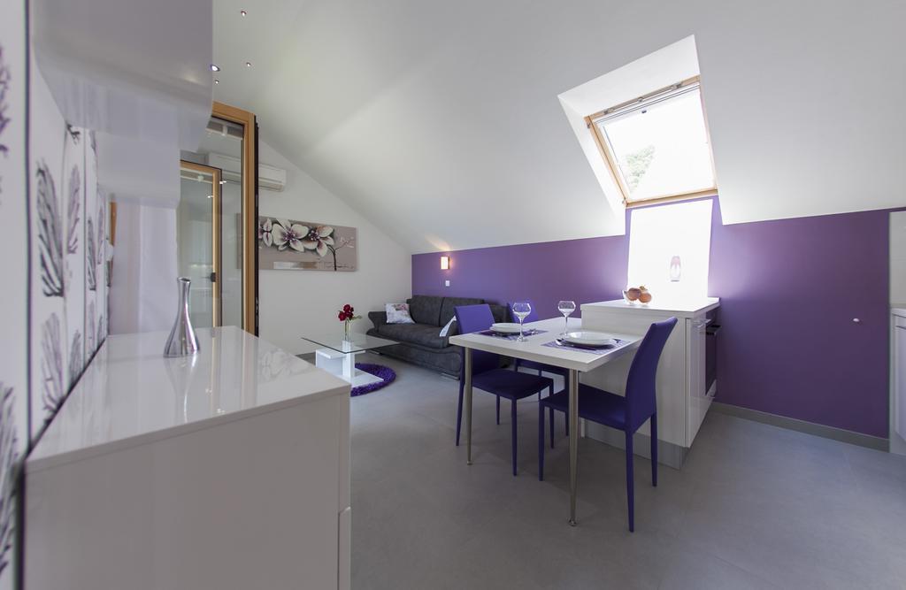 Apartments Benika Bol Szoba fotó