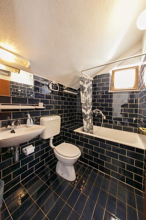 Apartments Benika Bol Szoba fotó