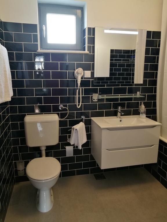 Apartments Benika Bol Kültér fotó
