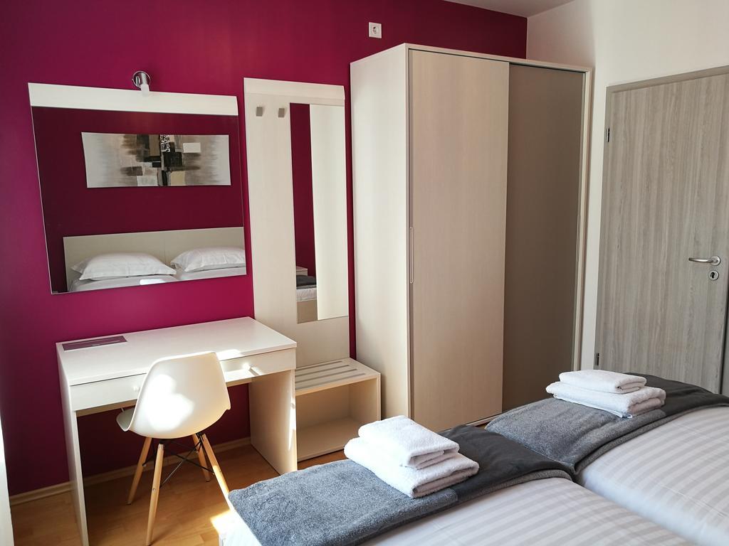 Apartments Benika Bol Kültér fotó