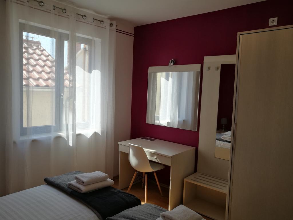 Apartments Benika Bol Kültér fotó