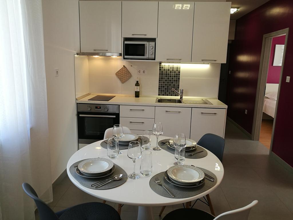 Apartments Benika Bol Kültér fotó
