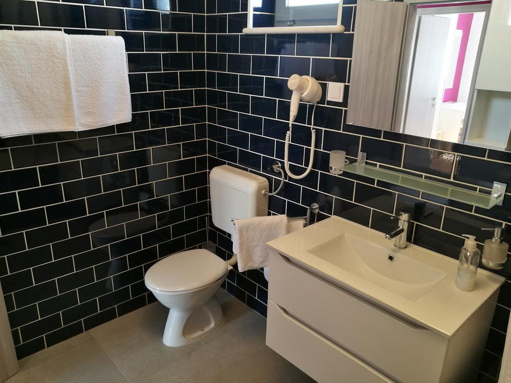 Apartments Benika Bol Kültér fotó
